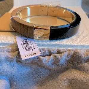 **BRAND NEW IN BOX MICHAEL KORS BRACELET**
